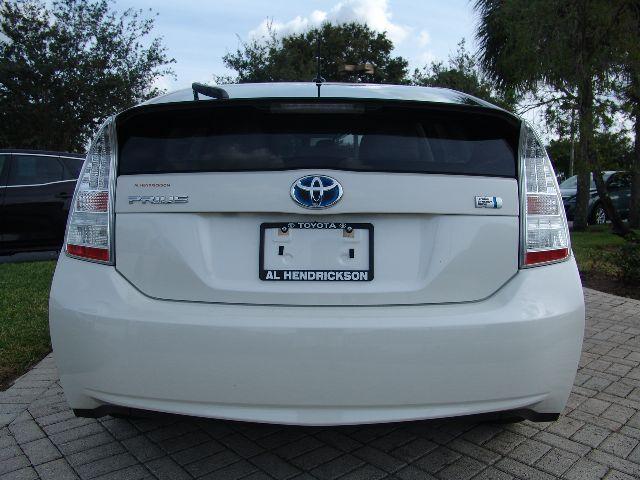 Toyota Prius 2011 photo 4