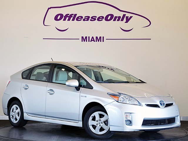 Toyota Prius 2011 photo 2