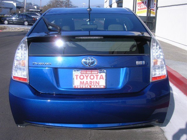 Toyota Prius 2011 photo 3
