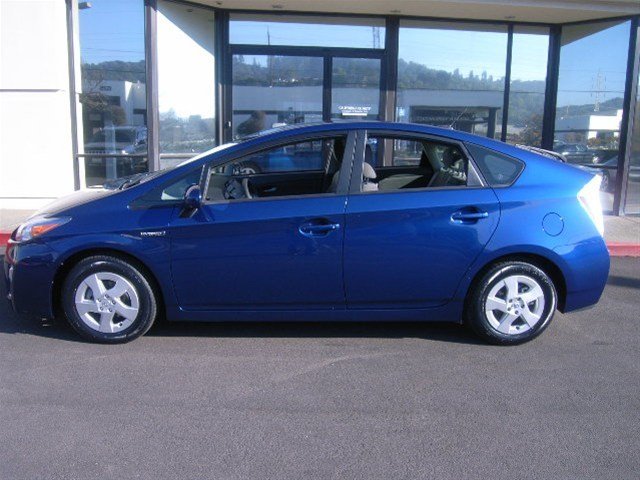 Toyota Prius 2011 photo 1