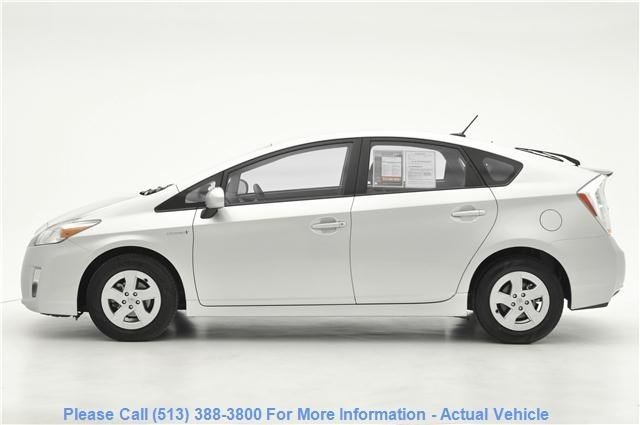Toyota Prius 2011 photo 2