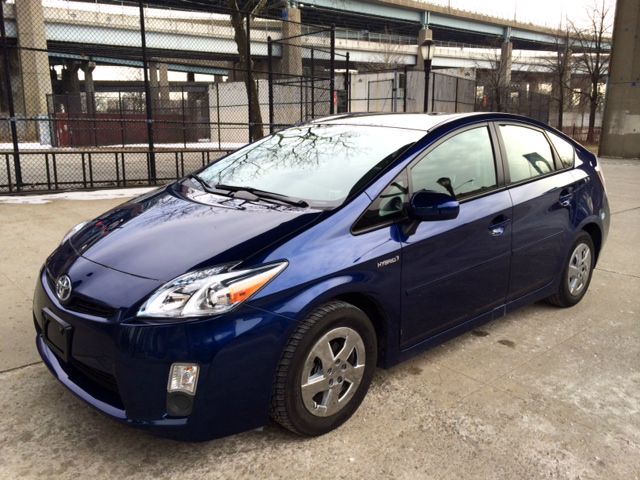 Toyota Prius 2011 photo 1