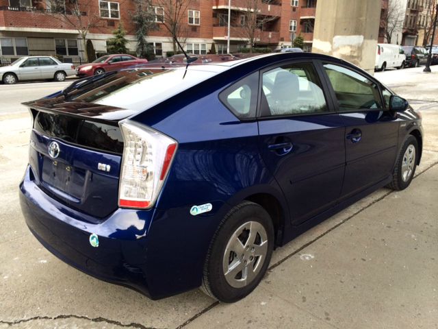 Toyota Prius 2011 photo 3