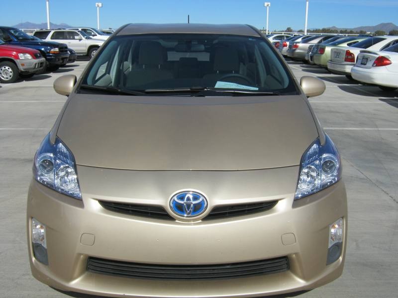 Toyota Prius 2011 photo 2