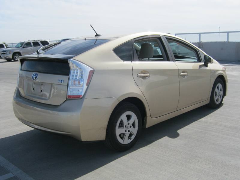 Toyota Prius 2011 photo 4
