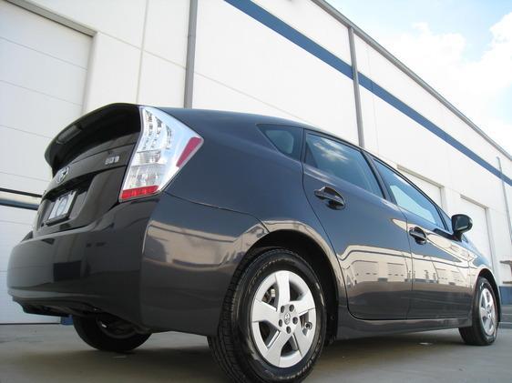 Toyota Prius 2011 photo 4