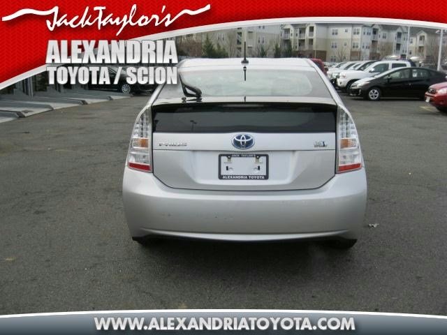 Toyota Prius 2011 photo 3