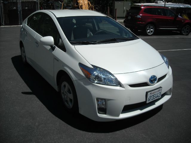 Toyota Prius 2011 photo 3