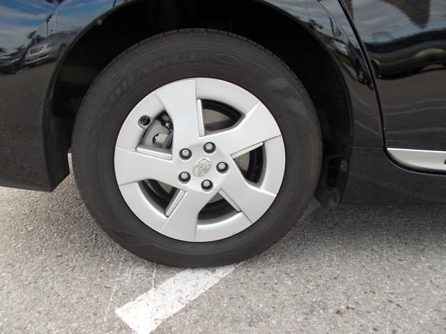 Toyota Prius 2011 photo 2