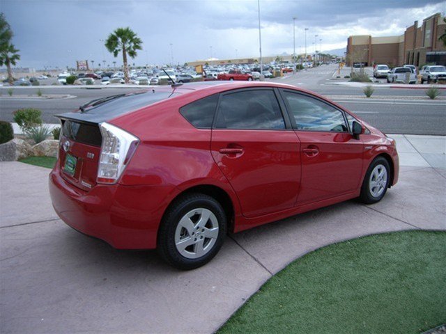 Toyota Prius 2011 photo 3