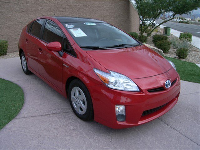 Toyota Prius 2011 photo 2