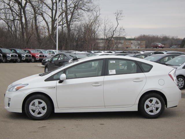 Toyota Prius 2011 photo 2