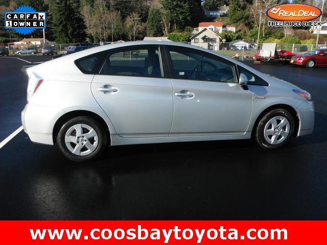 Toyota Prius 2011 photo 5