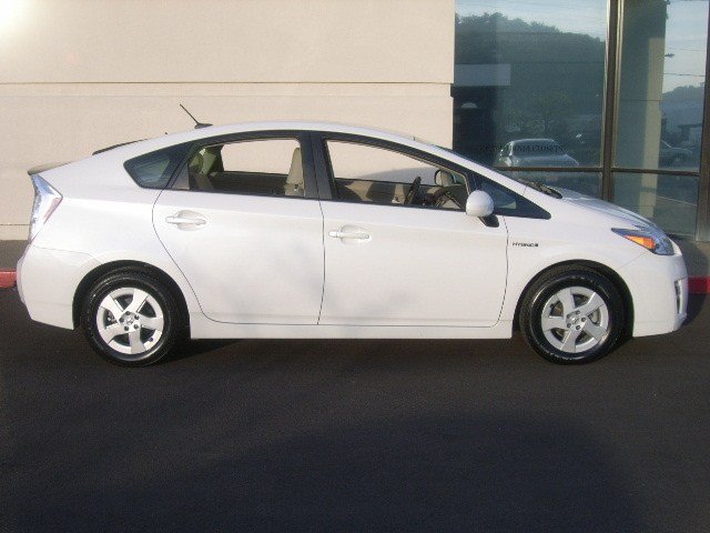 Toyota Prius 2011 photo 5
