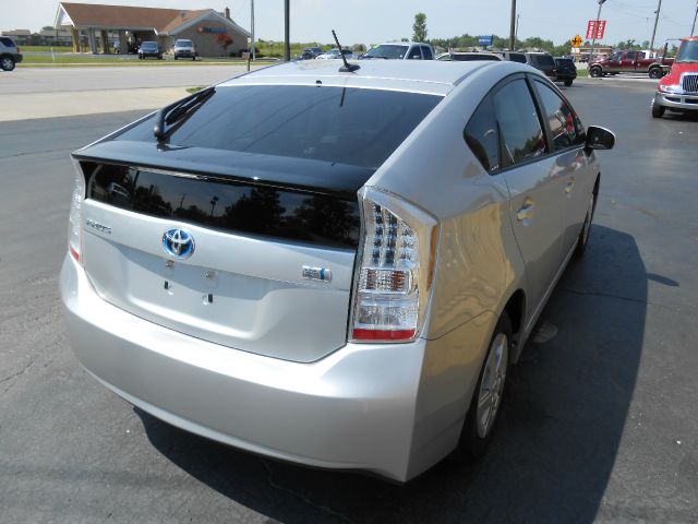 Toyota Prius 2011 photo 1