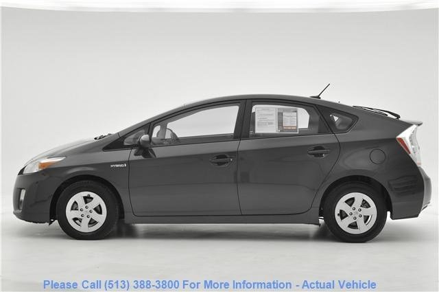 Toyota Prius 2011 photo 2