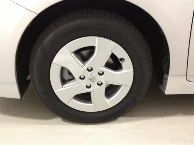 Toyota Prius 2011 photo 4