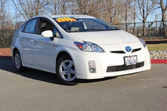 Toyota Prius 2011 photo 1
