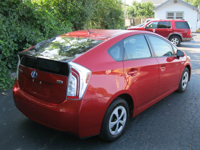 Toyota Prius 2012 photo 2