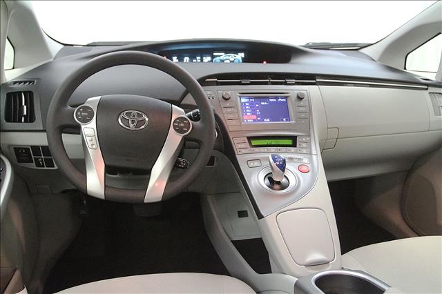 Toyota Prius 2012 photo 10