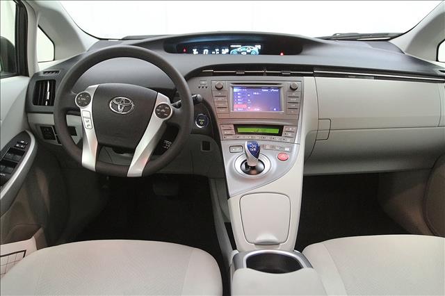 Toyota Prius 2012 photo 15