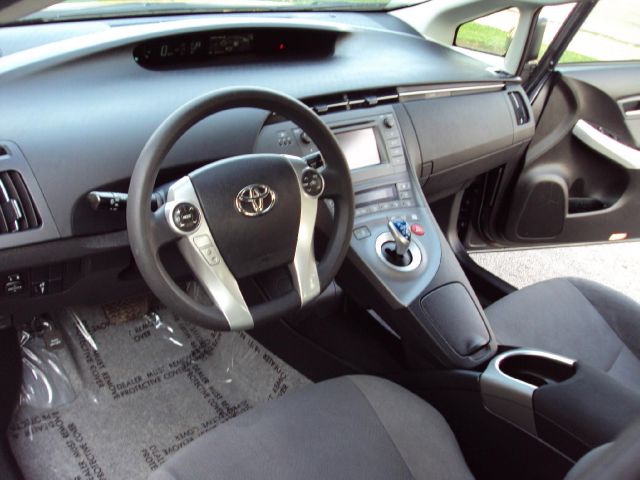 Toyota Prius 2012 photo 3