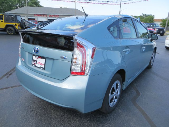 Toyota Prius 2012 photo 3