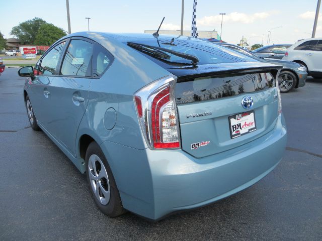 Toyota Prius 2012 photo 4