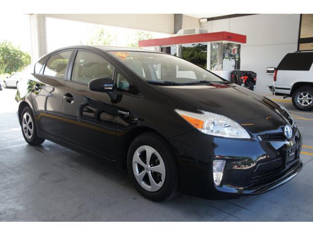 Toyota Prius 2012 photo 3