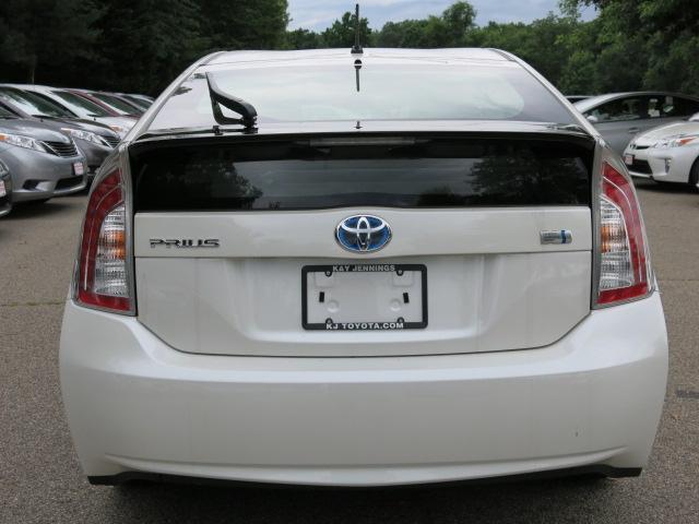 Toyota Prius G 15 Hatchback