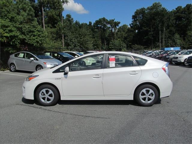 Toyota Prius 2013 photo 1