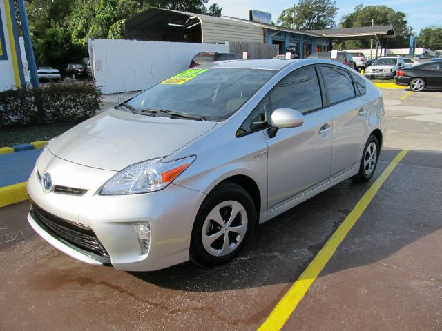 Toyota Prius 2013 photo 3