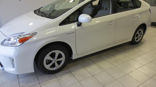 Toyota Prius 2013 photo 14