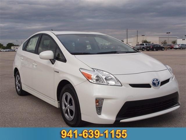 Toyota Prius 2013 photo 1