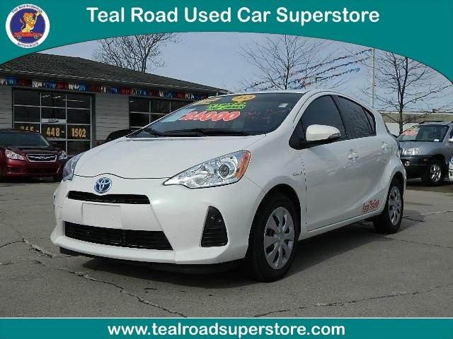 Toyota Prius c 2012 photo 4