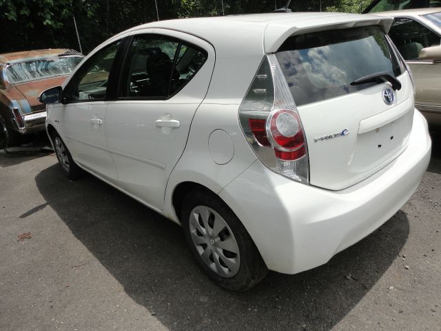 Toyota Prius c 2012 photo 1