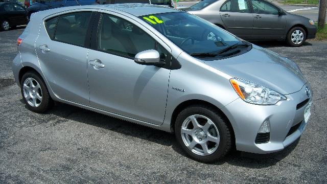 Toyota Prius c G 15 Hatchback