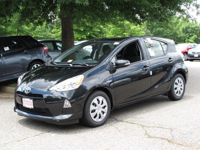 Toyota Prius c 2013 photo 4