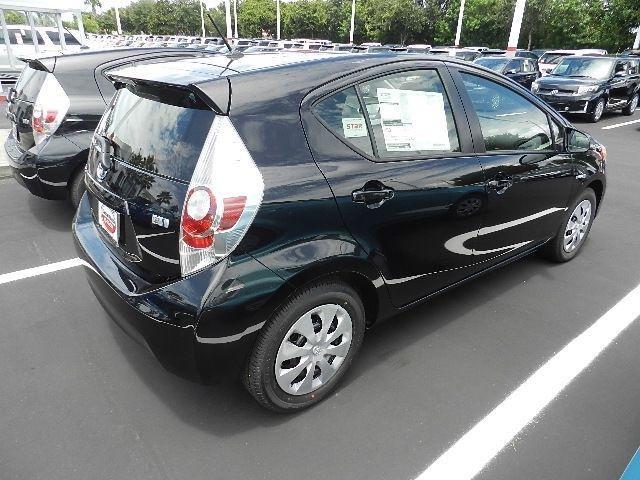 Toyota Prius c Ext Cab Long Bed Hatchback