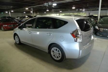 Toyota Prius v Base 3000 DOWN WE Finance Hatchback