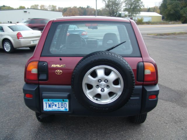 Toyota RAV4 1996 photo 1