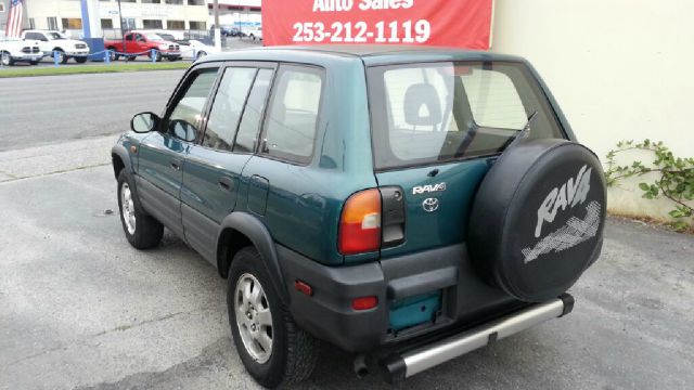 Toyota RAV4 1996 photo 2