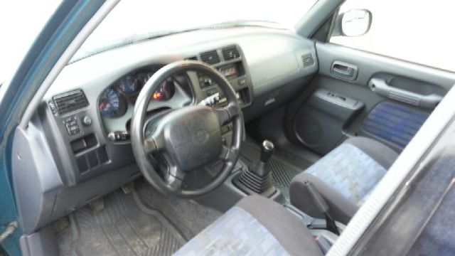 Toyota RAV4 1996 photo 3