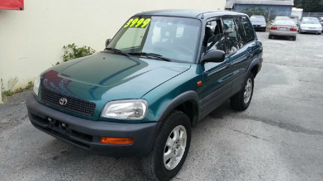 Toyota RAV4 1996 photo 4