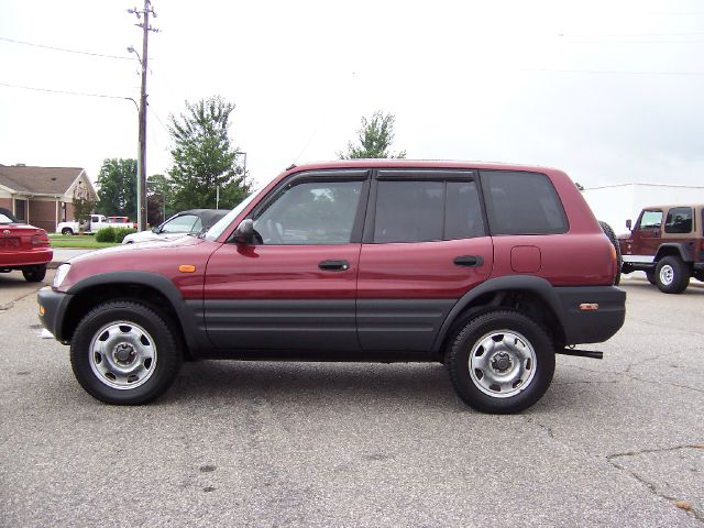 Toyota RAV4 1997 photo 2