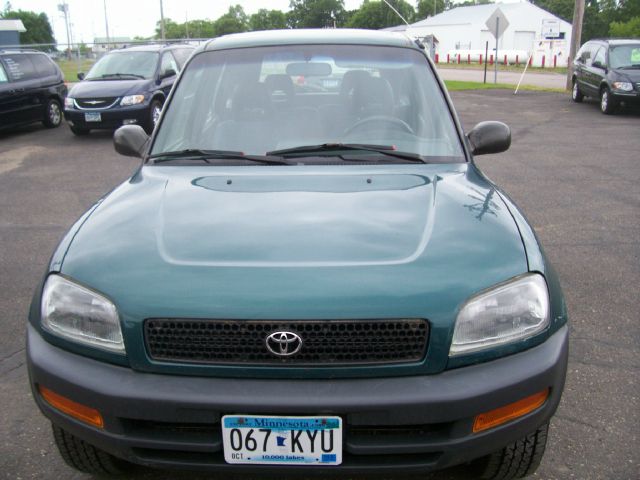 Toyota RAV4 1997 photo 1
