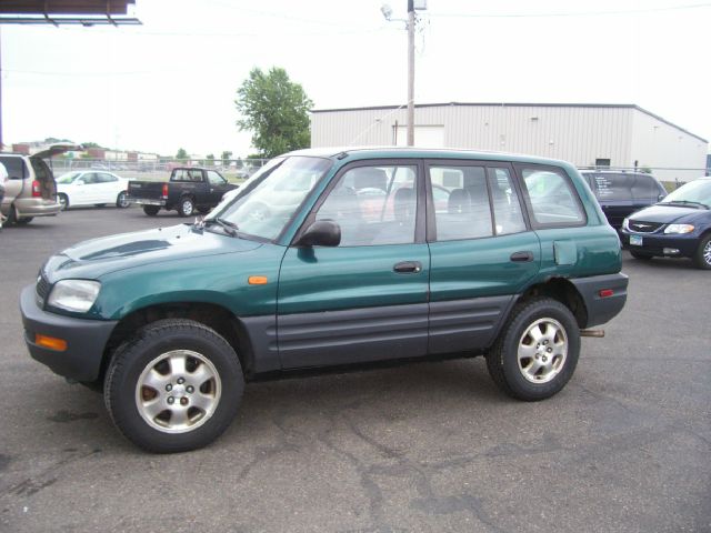 Toyota RAV4 1997 photo 4