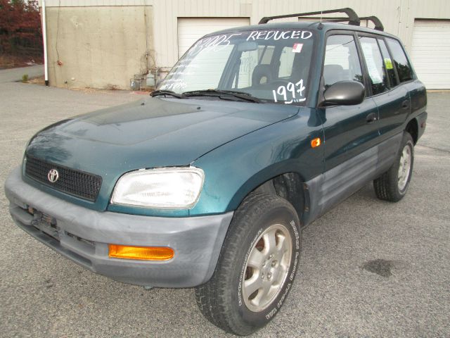 Toyota RAV4 1997 photo 3