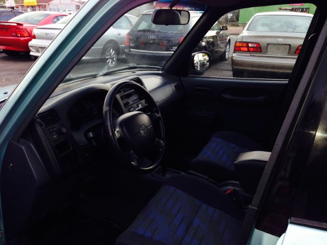Toyota RAV4 1997 photo 2