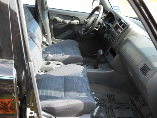 Toyota RAV4 1997 photo 1